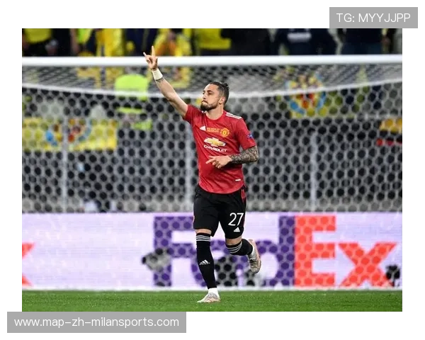 国际米兰边后卫练习快速回防与传球发起的复合技能